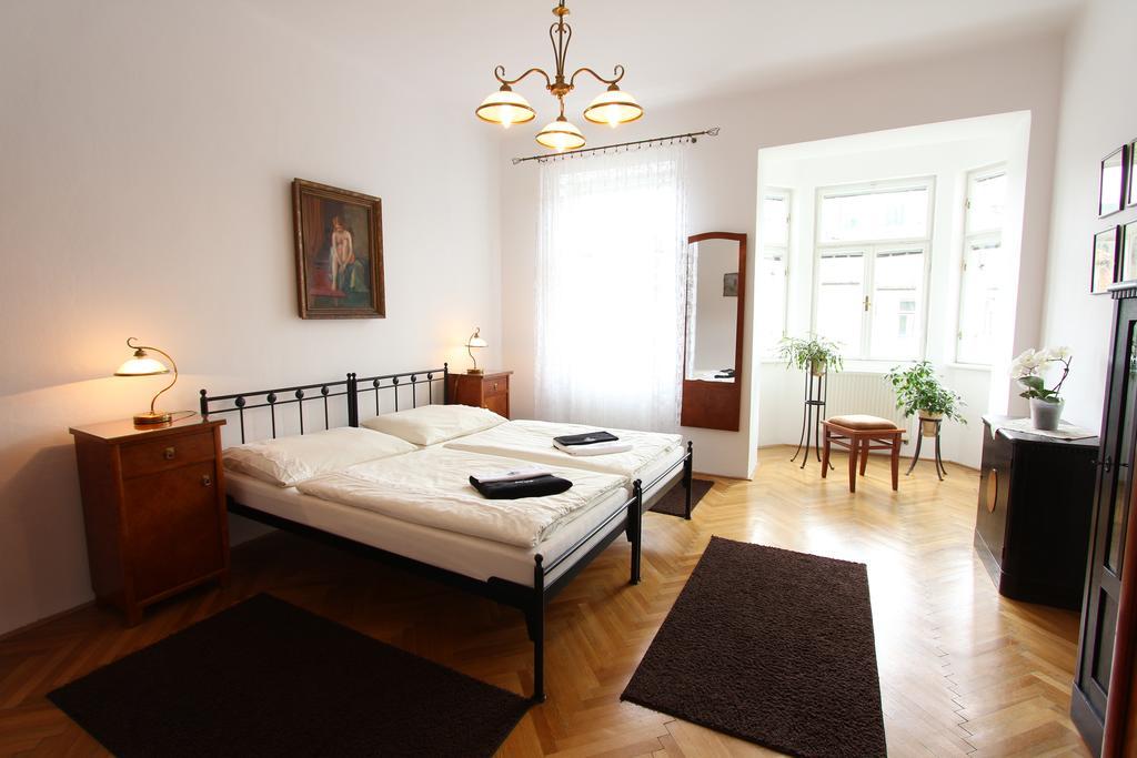 Jelen Penzion 3*